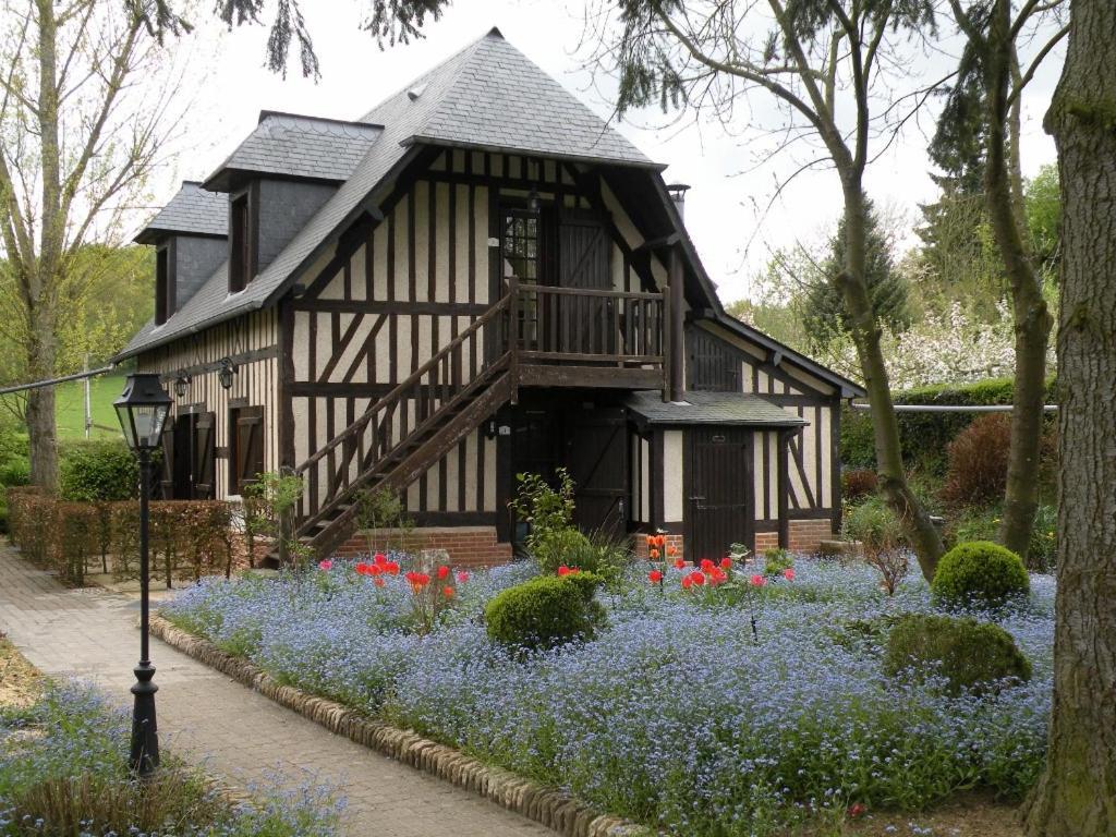 Auberge Du Val Au Cesne Saint-Clair-sur-les-Monts Εξωτερικό φωτογραφία